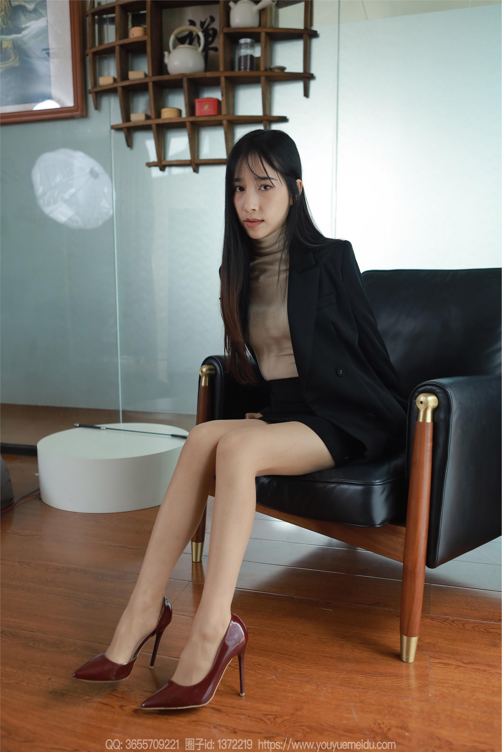 IESS异思趣向  2024.03.20 丝享家 1694 美子《OL小黑裙》